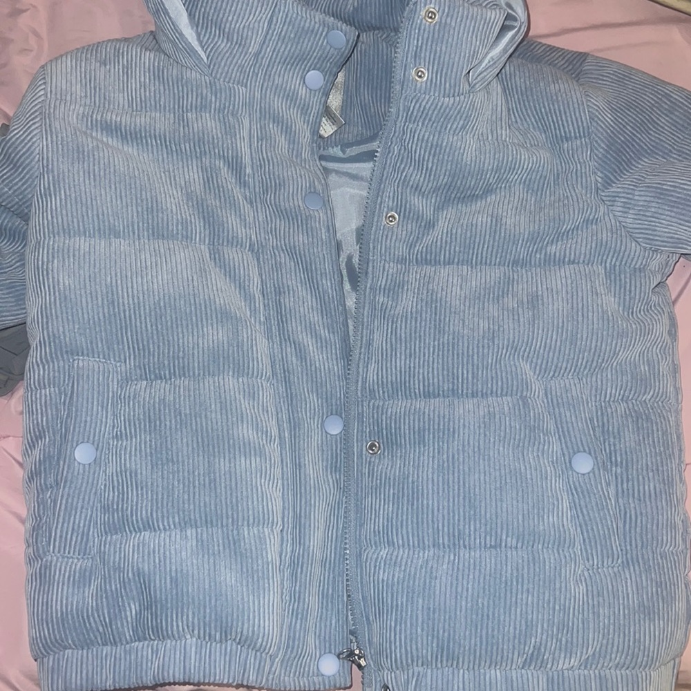 Tilly baby blue puffer